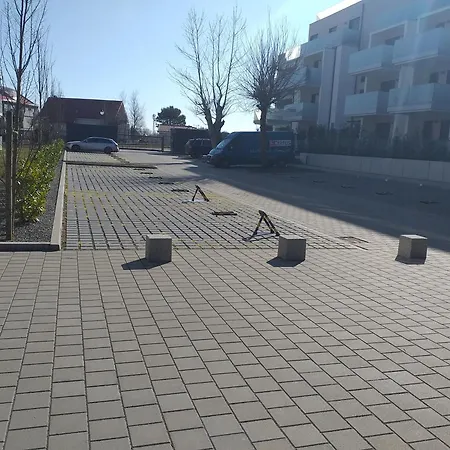 Platinium 21,23 3* レバル